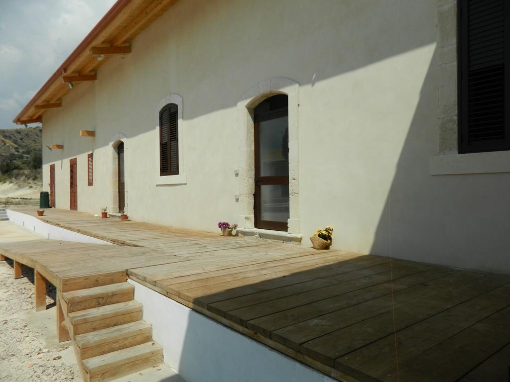 Fodor Avola Exterior foto